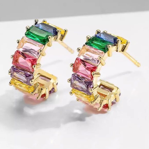 Luxury 14K Gold Diamond Baguette Huggie Hoop Earrings - Picture 1 of 2